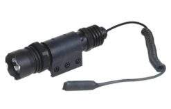 LEAPERS UTG 168 XENON FLASHLIGHT 126 LUMEN