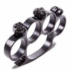 FAS Knuckle Dusters Black/Silver Skull – Heavy Duty Self Defence Knuckle Dusters